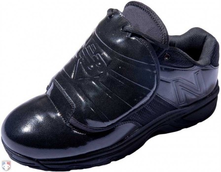 MUL460T3 New Balance V3 All-Black Low-Cut Umpire Plate Shoes Outside Front Angled View