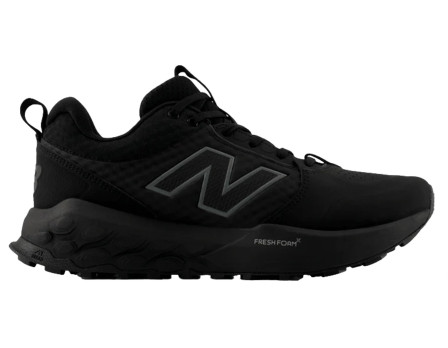 New Balance V4 All-Black Low-Cut Umpire Base Shoes