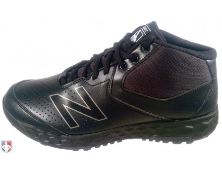 umpire base shoes