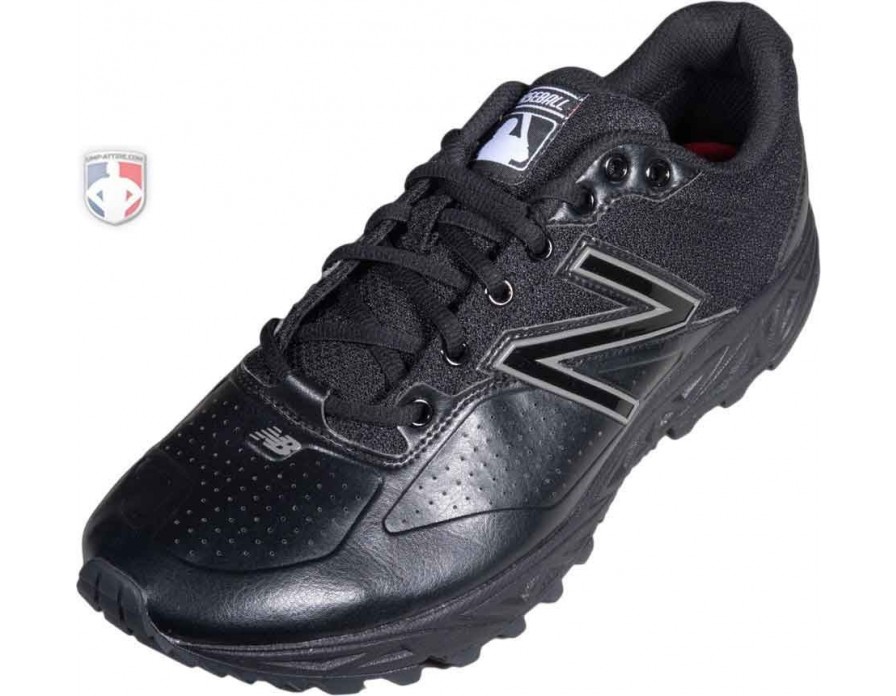 Black Low-Cut Umpire Base Shoes 
